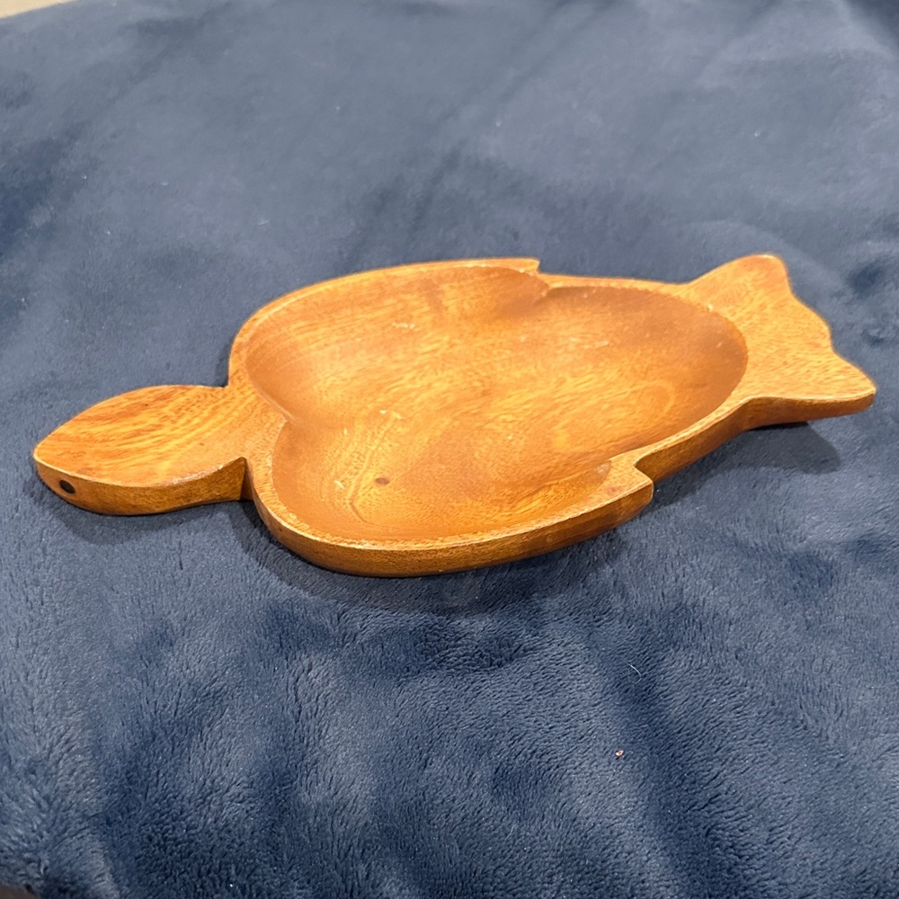 Wooden Fish-Shaped bowl - Brown